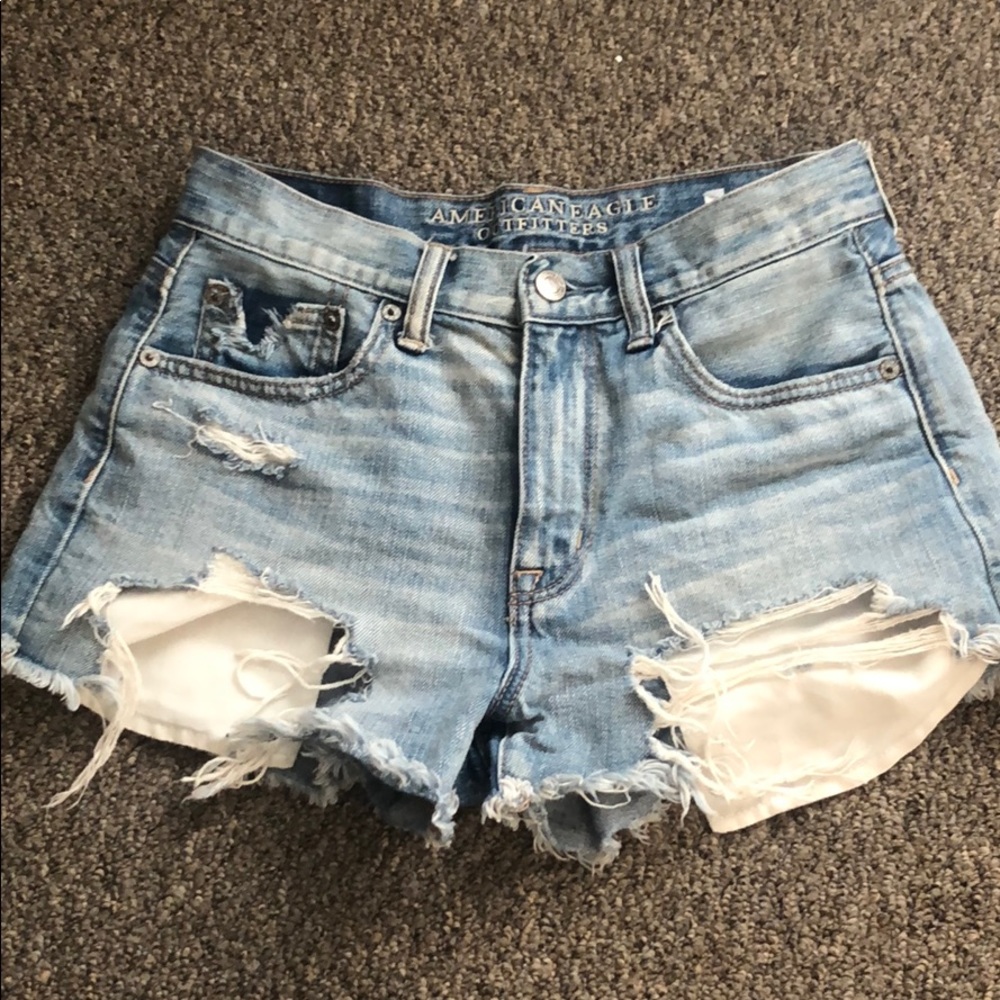 High waisted jean shorts!!